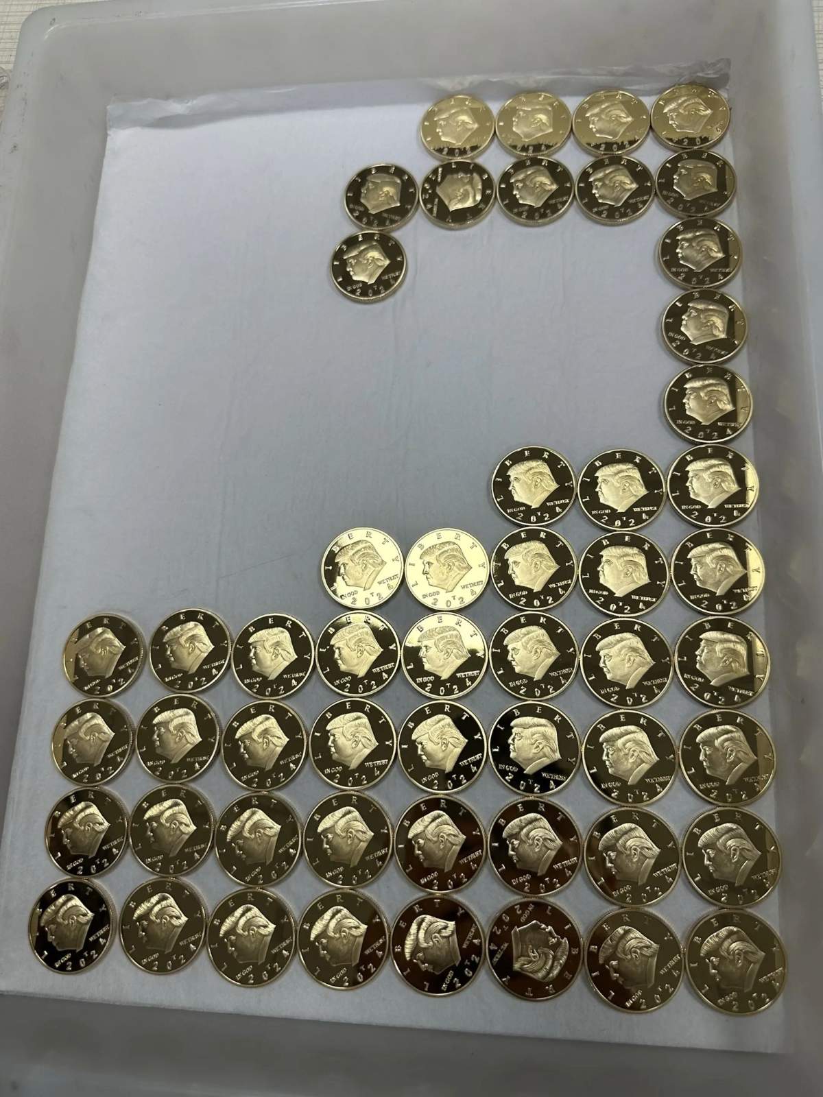 Gold-plated commemorative coins with polished finish